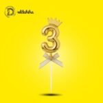 رقم 3 ذهبي بلاستيك مع تاج لتزيين التورتة والتصوير | مكتبة الدحيحة