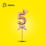 رقم 5 روز جولد بلاستيك مع تاج لتزيين التورتة والمناسبات | مكتبة الدحيحة