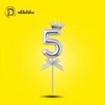 رقم 5 بلاستيك بتاج فضي لتزيين التورتة وجلسات التصوير | مكتبة الدحيحة