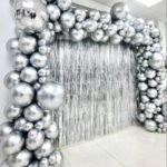 ستارة فويل فضي لتزيين الحفلات والخلفيات التصويرية – Silver Tinsel Curtain Backdrop Foil Fringe Decoration
